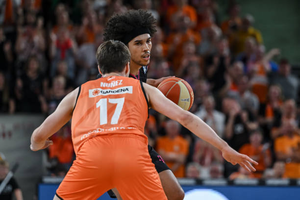 们的广泛关 们的广泛关